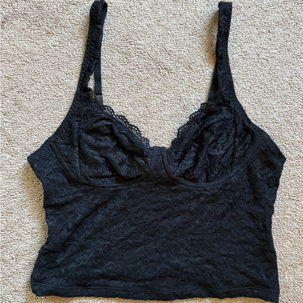 Chic Black Lace Tank Top